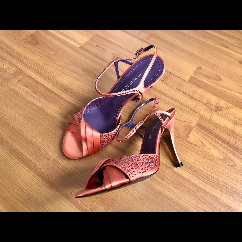 Lerre satin sandal heels
